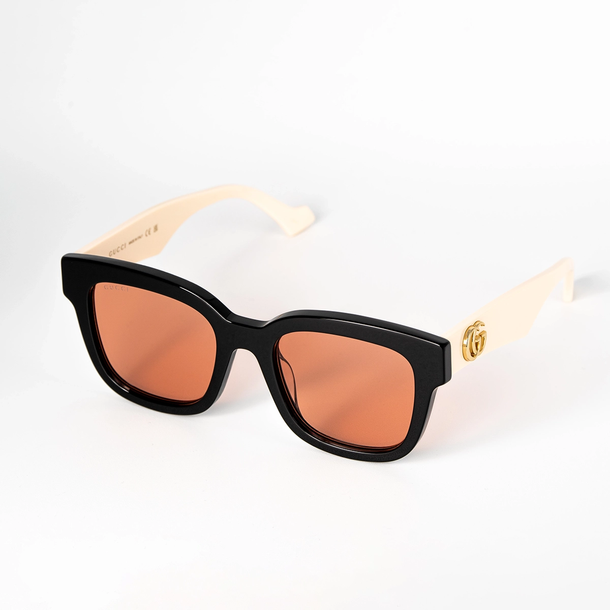 Nero Lucido Aste Bianco Talco GG0998S